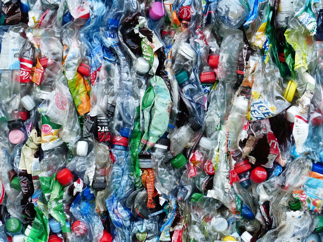 What is Textile Waste - And How to Recycle It?